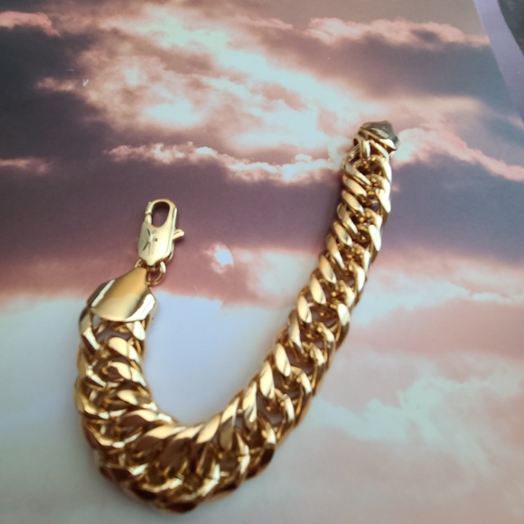 18K Rolled Gold Bracelet - Picture 6 of 8